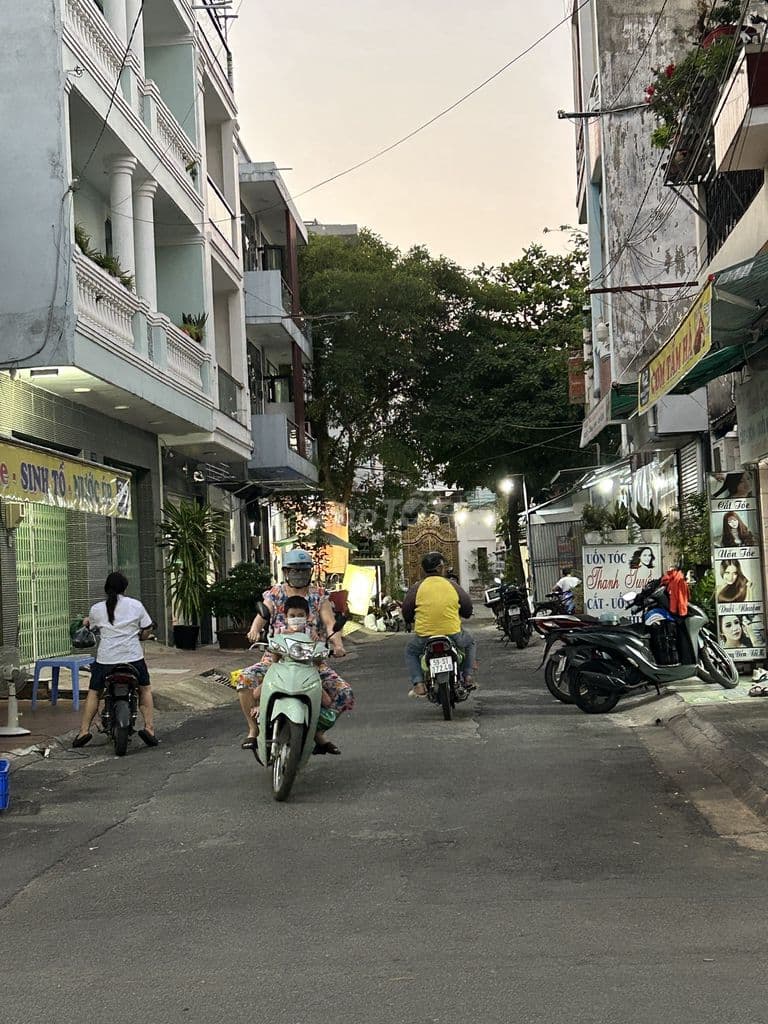 Bán đất đường số 6 - Cư Xá Chu Văn An - đường 12m