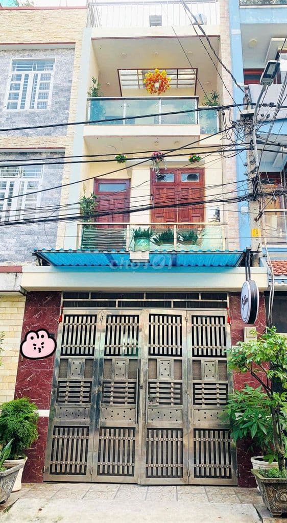 - Chính chủ bán nhà hướng Đông. Hẻm 741 Hương Lộ 2, Bình Tân