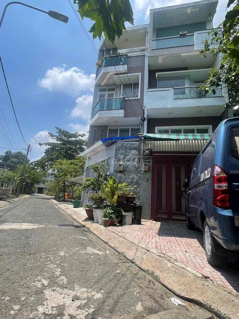 Bán nhà KDC An Sương, Q12. 4x20m, 1 lững, 2 lầu, đường xe hơi