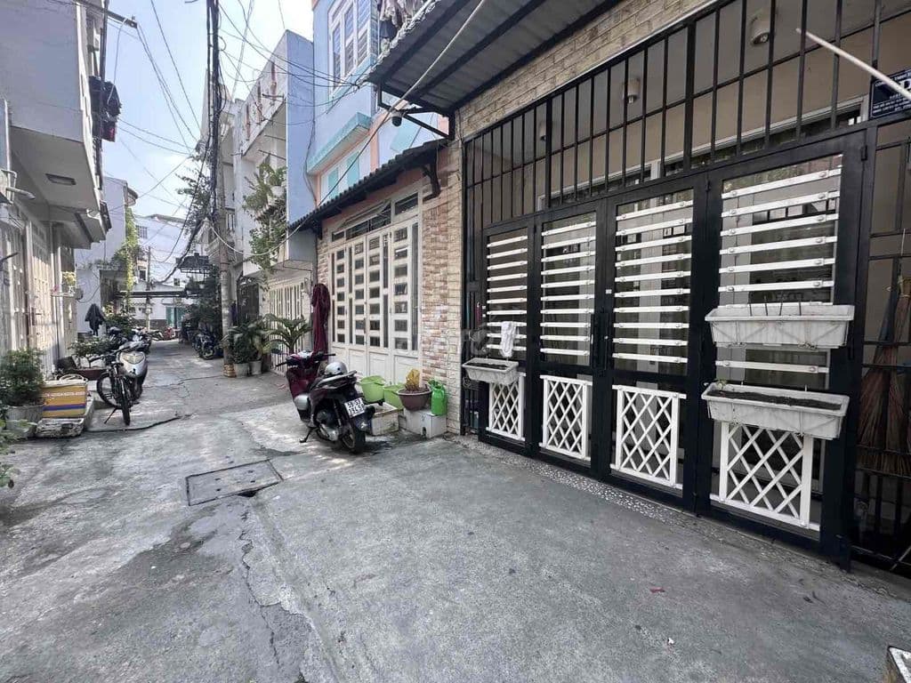 HẺM 4M - 3 TẦNG - 4PN - 40M2 (4x10m) - 5.5 TỶ TL - BÙI QUANG LÀ, P12, - Ảnh 2