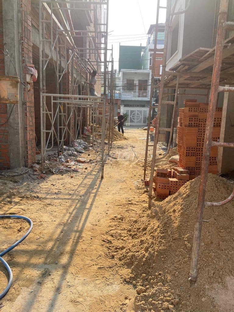 HẺM XE HƠI PHẠM VĂN CHIÊU , 100M RA PVC - Ảnh 3