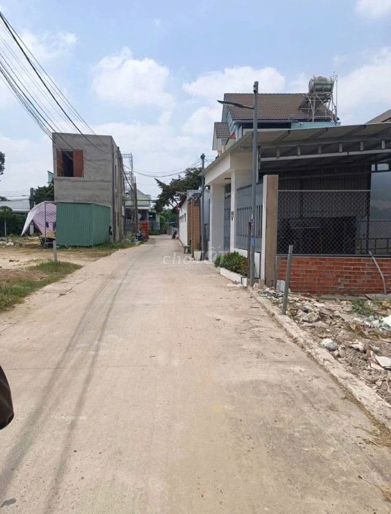 Bán lô đất 1 Sẹc Phan Văn Hớn Hóc Môn 83m2 1,4 Tỷ SHR full Thổ cƯ - Ảnh 2