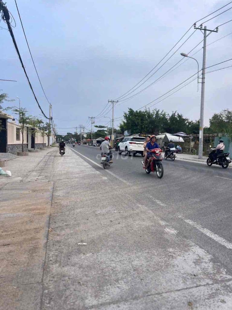 Bán Đất Gần Làng Đại Học - Xây Dựng CHDV - MT Đường Lê Thị Tám - Ảnh 2