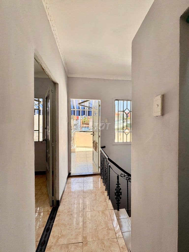 SIÊU PHẨM QUẬN 10 BAY TRONG TUẦN 32M2 4 TẦNG 4PN CHỈ NHỈN 5 TỶ - Ảnh 3