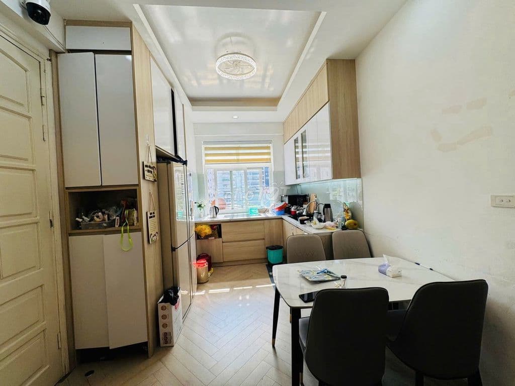 💥💥TRUNG TÂM QUẬN CẦU GIẤY- 63M2, 6,38 TỶ- FULL NỘI THẤT- DÂN TRÍ CAO - Ảnh 3