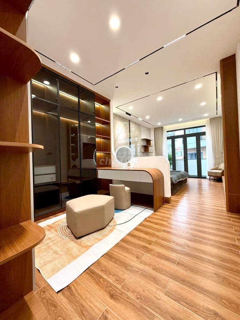 Tòa nhà MT Lạc Long Quân Tân Bình ( Kết cấu 5 lầu , Thang Máy ) - Ảnh 3