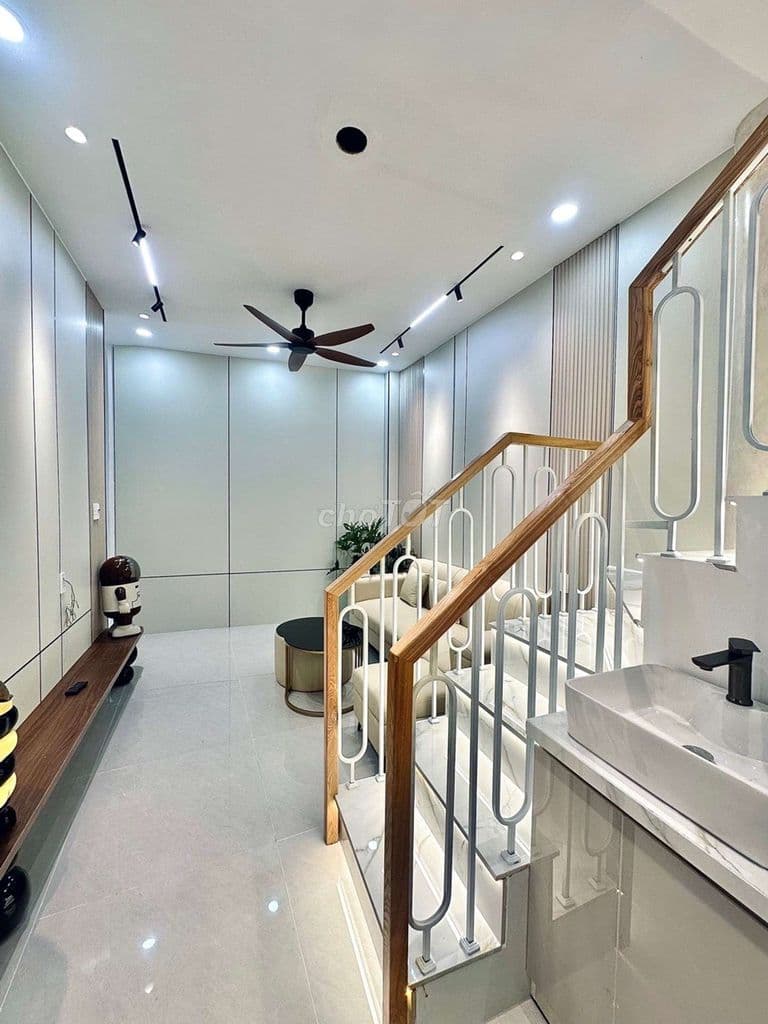 GIẢM 300TRIỆU💥NHÀ MỚI FULL NỘI THẤT, NGUYỄN VĂN QUÁ 45M2, 3X🧄