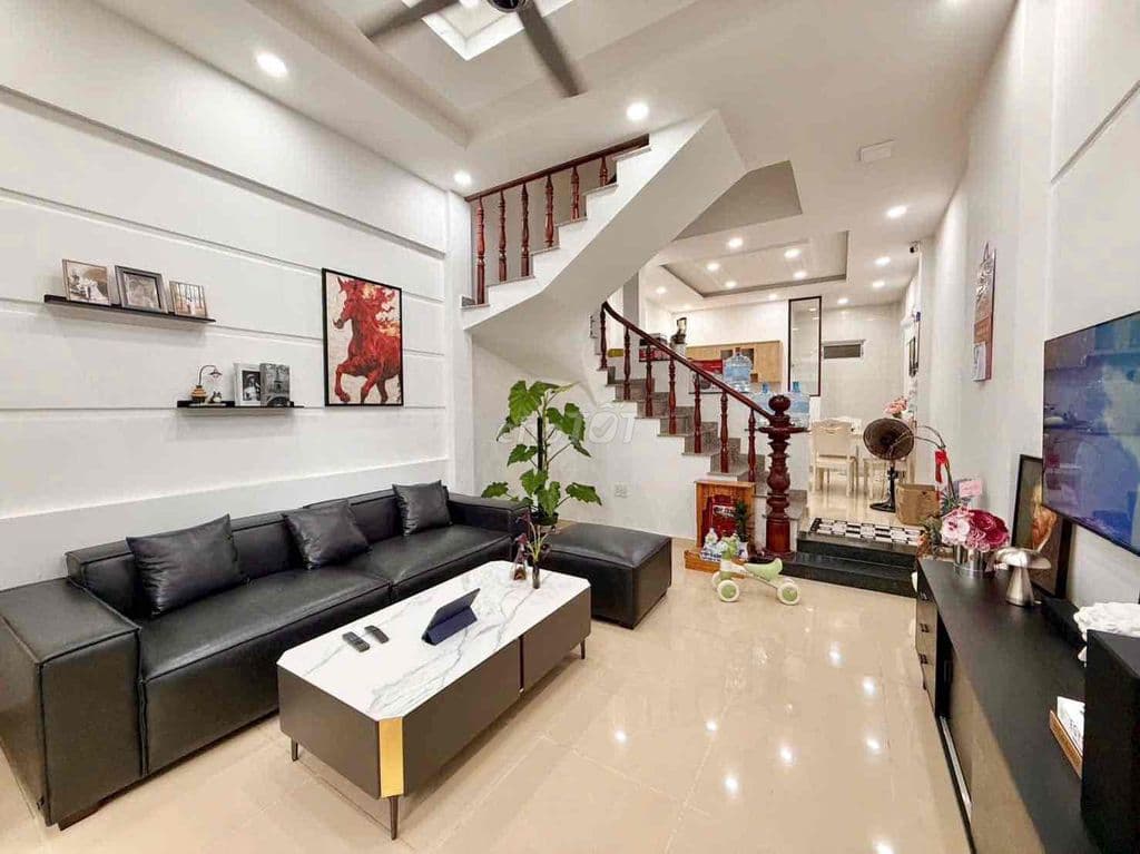 NHÀ 3 TẦNG FULL NỘI THẤT - KHU ĐỒNG BỘ NGAY UỶ BAN PHƯỜNG HIỆP BÌNH - Ảnh 3