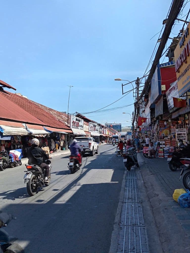 CẦN BÁN ĐẤT GẤP NGAY CHỢ THỦ ĐỨC. GIÁ 3 TỶ 850. DT . 45M2 - Ảnh 2