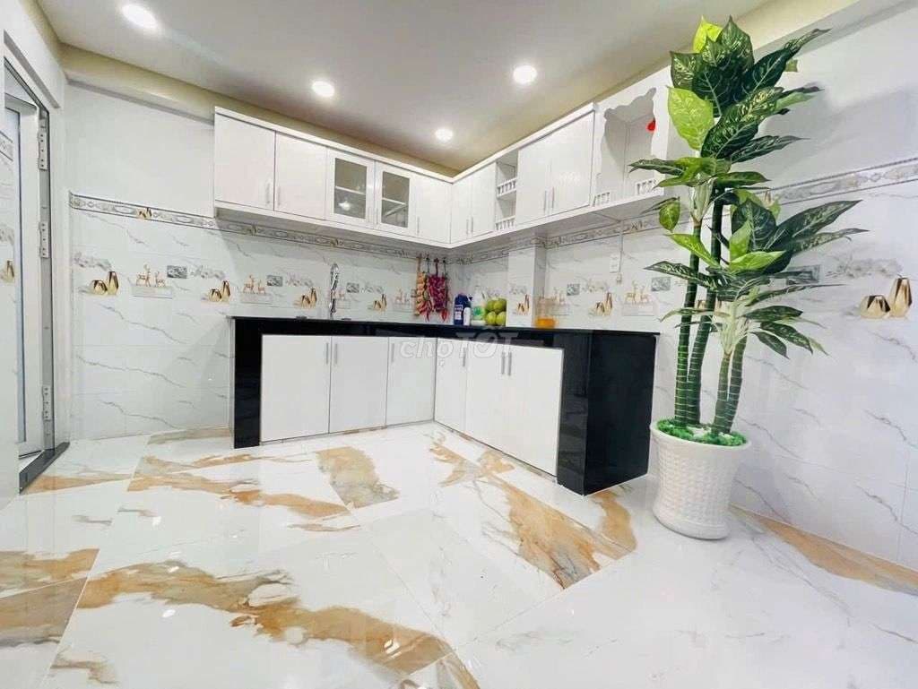 5 TẦNG BTCT – HXH NGUYỄN HỒNG ĐÀO – GIÁ CHƯA ĐẾN 5 TỶ - Ảnh 2