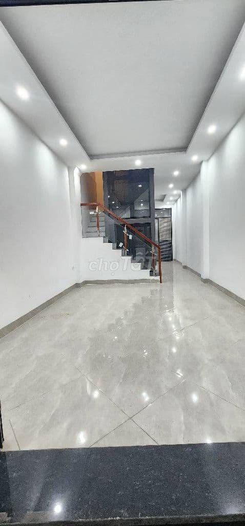 BÁN NHÀ NGÕ 523 MINH KHAI - 5 TẦNG THANG MÁY - Ô TÔ ĐỖ GẦN - 2 THOÁNG - Ảnh 2