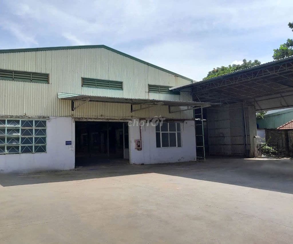 BÁN GẤP NHÀ XƯỞNG XOAY VỐN (VĨNH LỘC B) 2118 m2 - CHÍNH CHỦ