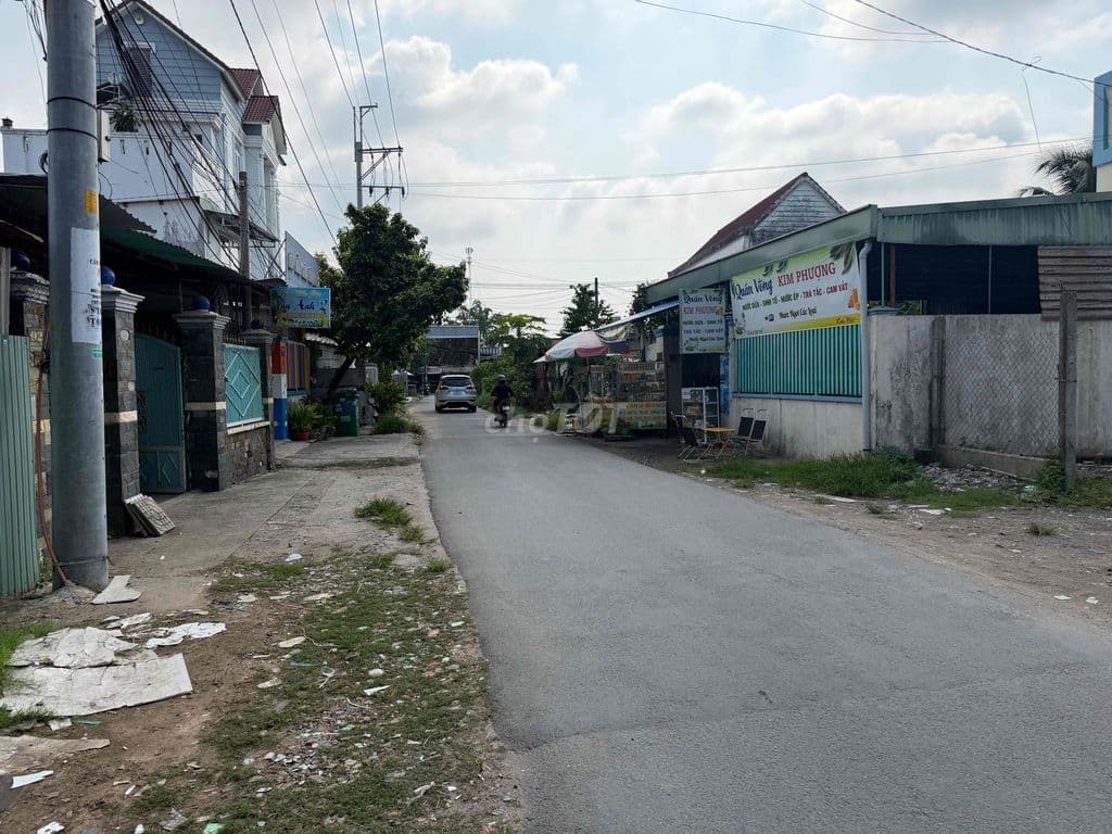 Bán lô đất sát tỉnh lộ 15 kinh doanh buôn bán đường Nguyễn Thị Đặng