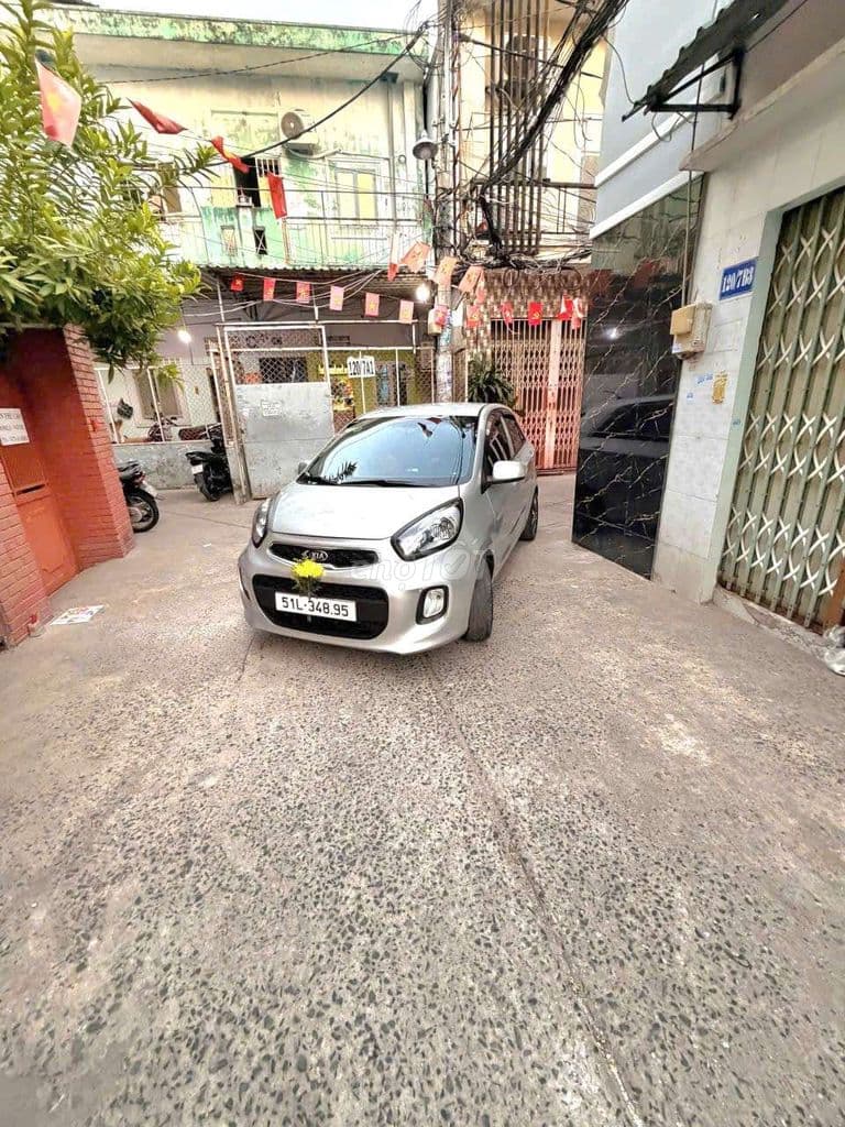 hoa hồng mg ; mình chính chủ bán nhà củ 4m3×13m gần chợ phú lâm