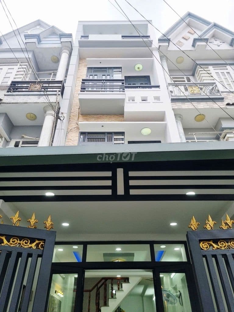 Nhà 3 tầng đẹp Nguyễn Thị Kiểu Q12 dt 3,2x11m HXH