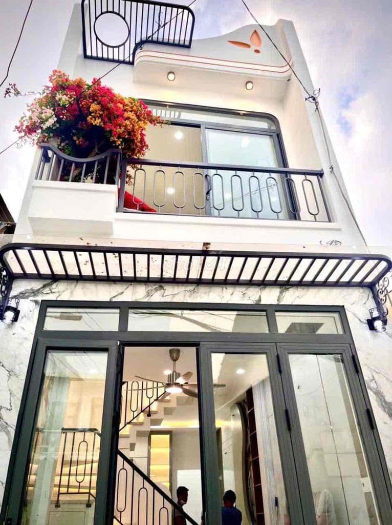 🔥SỞ HỮU CĂN NHÀ 3 MẶT TIỀN .A/C SẼ NGHỈ ĐẾN KD TĂNG SINH TÀI .VỊ TRÍ S