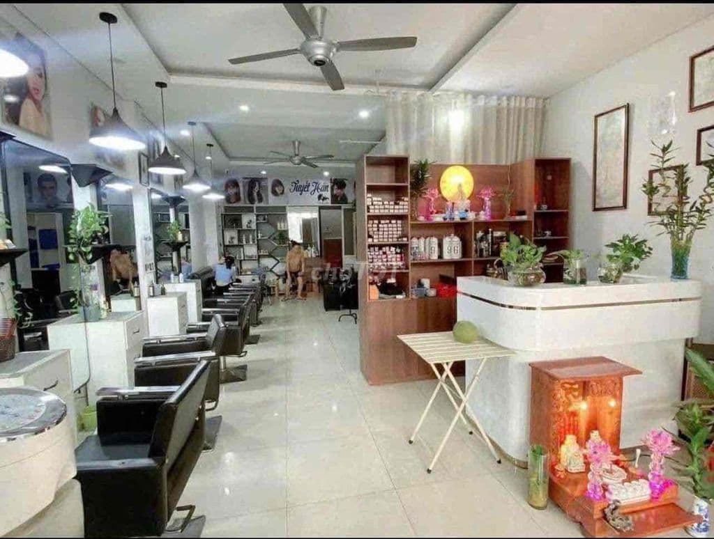Chủ nhà cần bán gấp căn nhà đang cho thuê mở tiệm Tóc nail - Ảnh 3