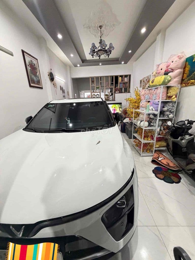 nhà mặt tiền hẻm 8m kinh doanh tốt