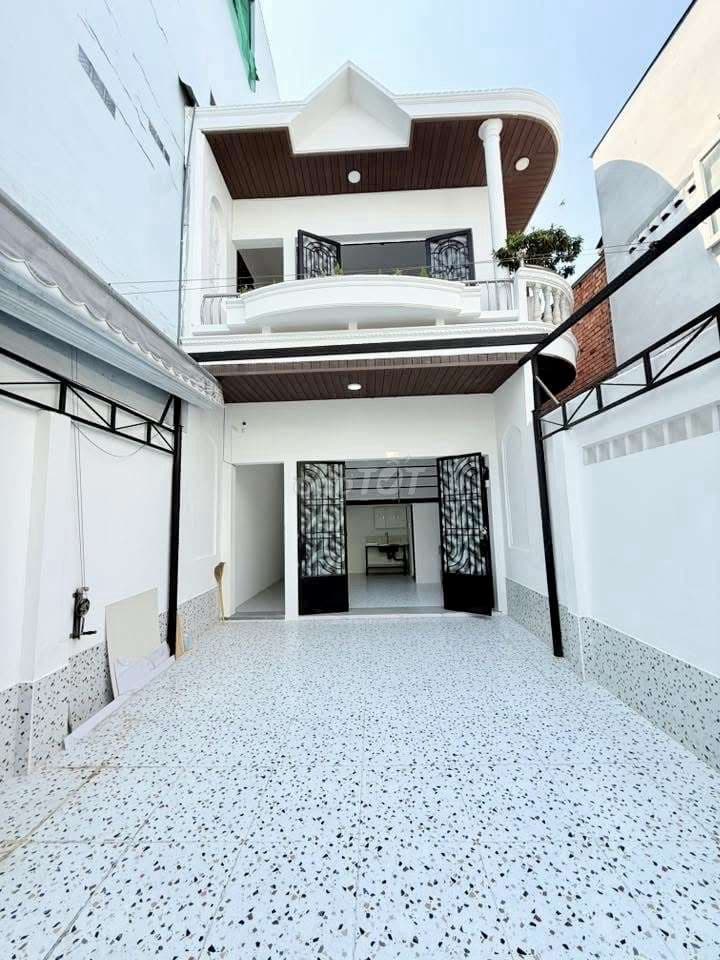 Nhà lớn dt 97m² siêu hiếm
