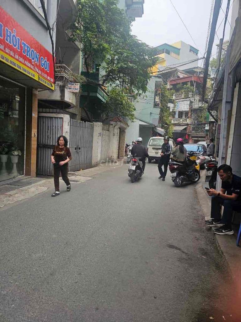Nguyễn Trãi, ô tô tránh, lô góc, kinh doanh, 37m2, MT6m, 10.5 tỷ