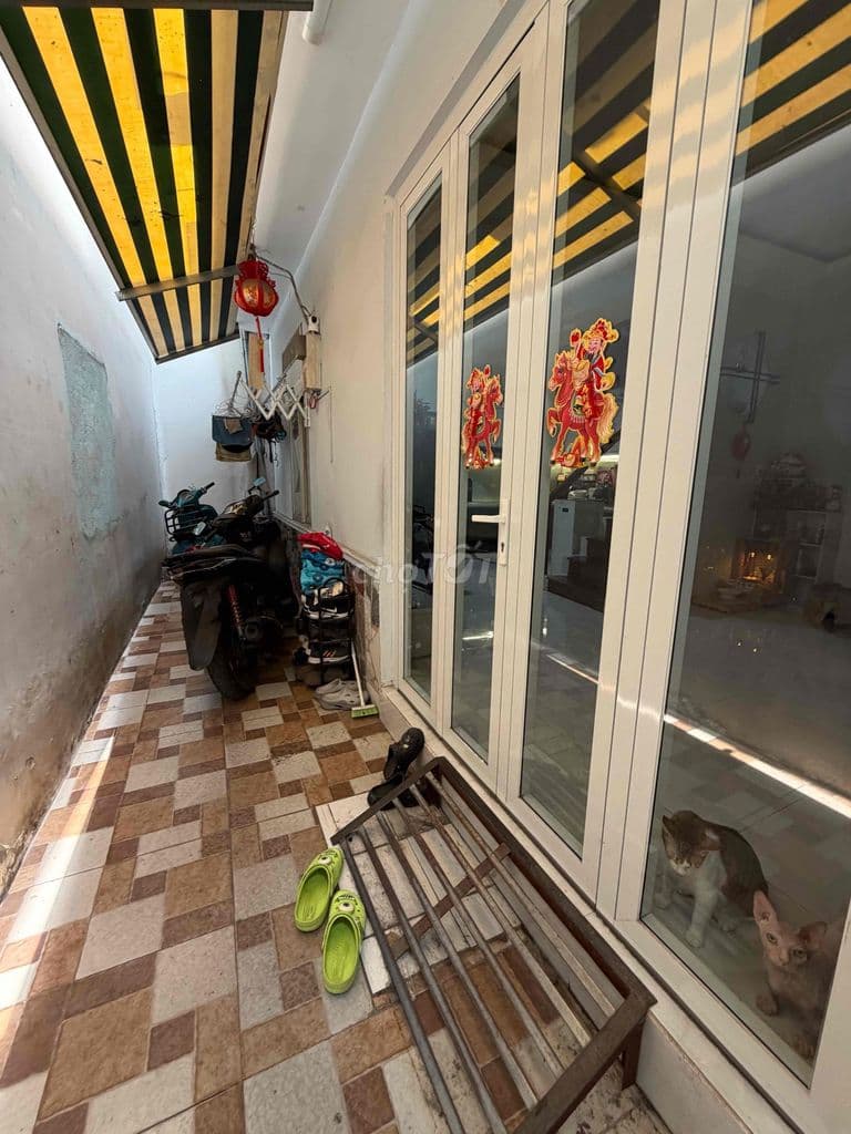 Bán nhà trong hẻm Lý Tuệ - Cách Aeon Mall 300m