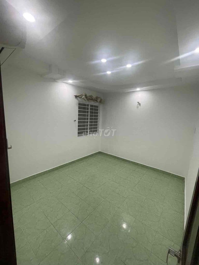 Bán căn hộ Bàu Cát 2, Thang bộ, 48m2 2PN-1WC nhà trống, có Sổ Hồng - Ảnh 2