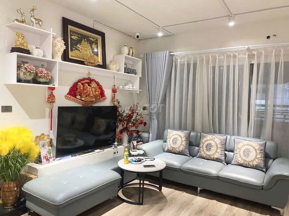 bán căn hộ chung cư Giáp Hoàng Quốc Việt 60m2 2 phòng ngủ