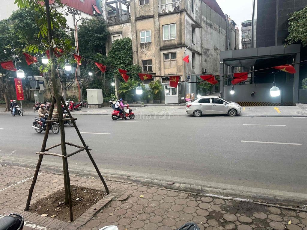 Bán nhà mặt phố trần phú - ba đình - Ảnh 2