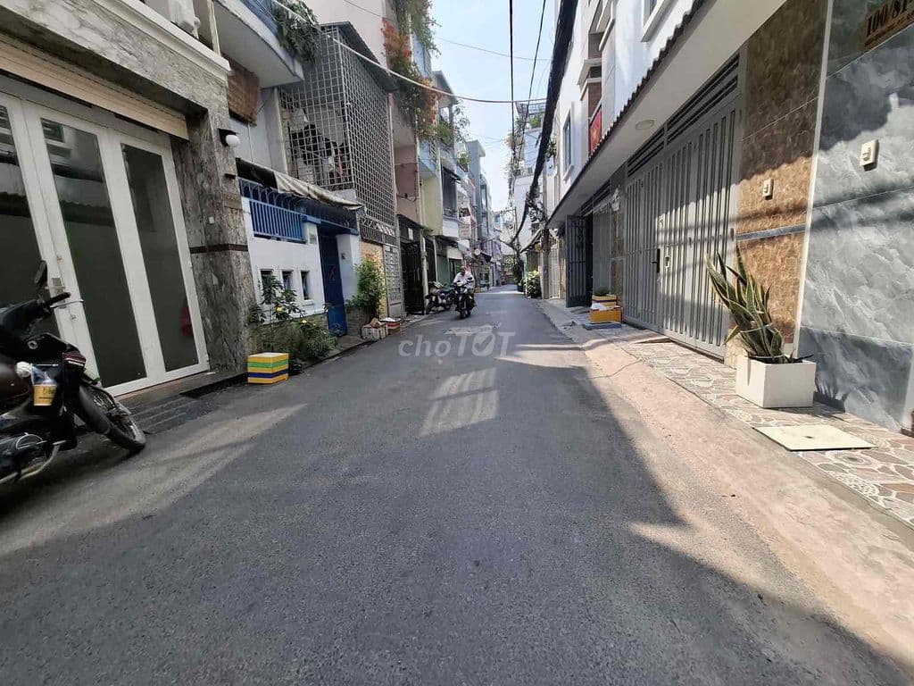 HẼM 5M THÔNG ĐƯỜNG THÍCH QUÃNG ĐỨC QPN