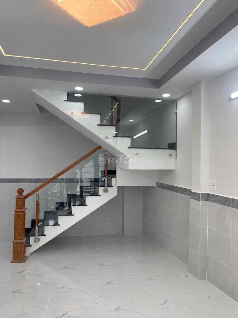 NGUYỄN HÁO VĨNH TÂN PHÚ H5M, 3 Tầng, 4Pn, 4,2TỶ TL, phường Phú Thọ Hoà