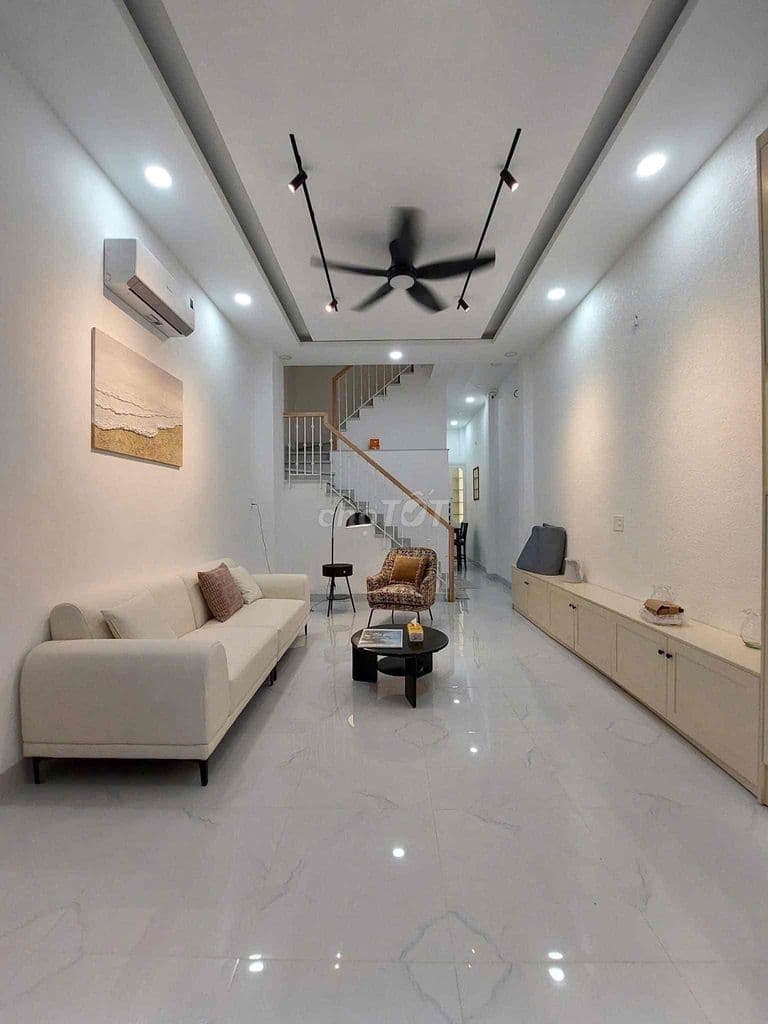 4 x 12 – Trệt 1 Lầu - Chợ XÓM MỚI – THỐNG NHẤT, GV