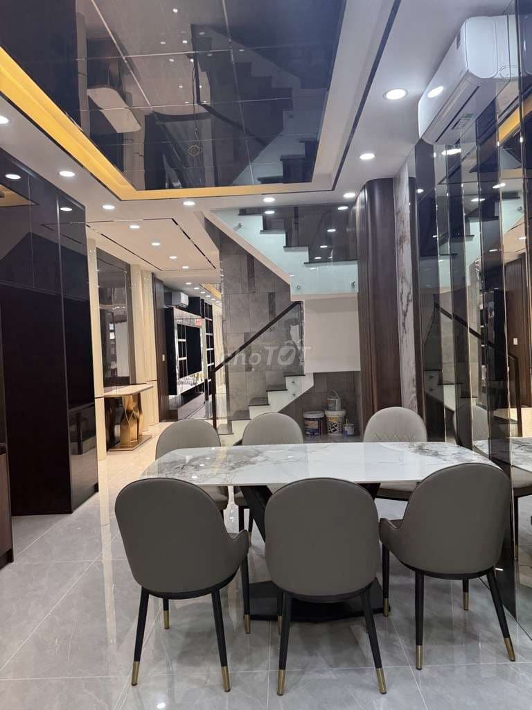 LÂM VĂN BỀN KHU CƯ XÁ NH FULL NỘI THẤT - THANG MÁY .