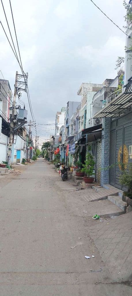 NHÀ 2 TẦNG - DT. 4 X 20 - 4PN - GIÁ 5.5 TỶ - ĐƯỜNG TRƯỚC NHÀ 6M THÔNG - Ảnh 2