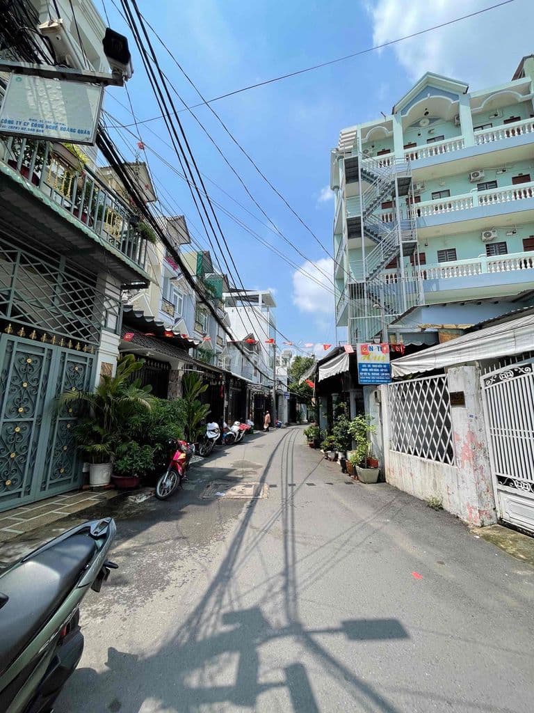 chính chủ gửi bán lô đất mặt tiền hẻm xe hơi đường 42 phường bình trưn - Ảnh 3