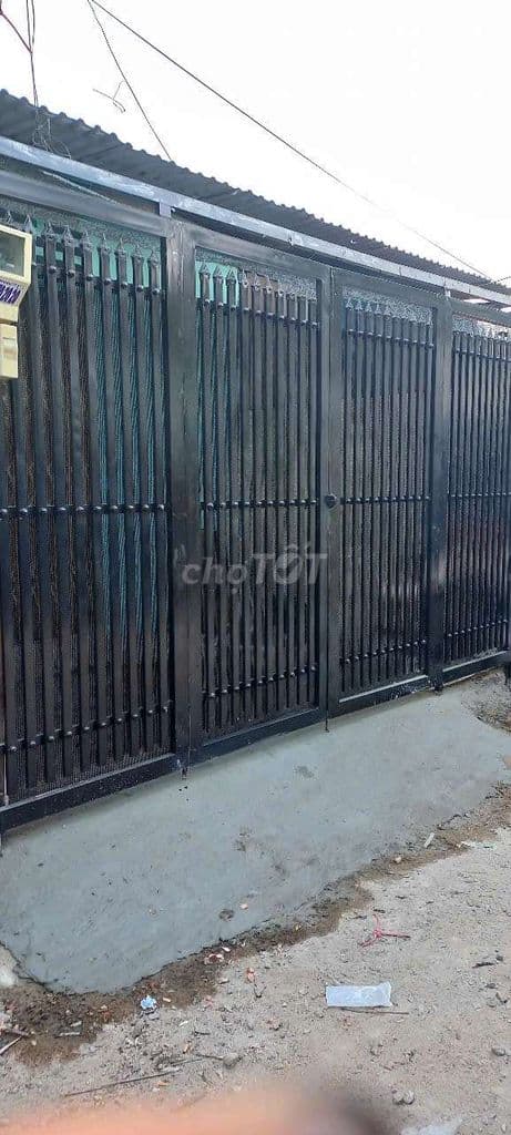 Bán nhà cạnh khu Hồng Long