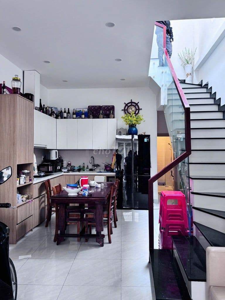 Chỉ 5 tỷ 2 - Nhà 3 PN - Hẻm xe hơi ngay Gò Dầu - Nở hậu phong thủy - Ảnh 3