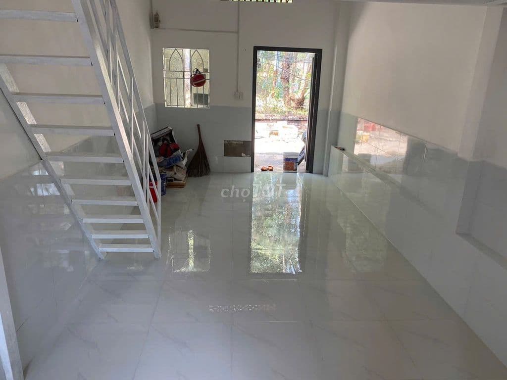 Nhà mới 99% ở linh trung giá 620 tr