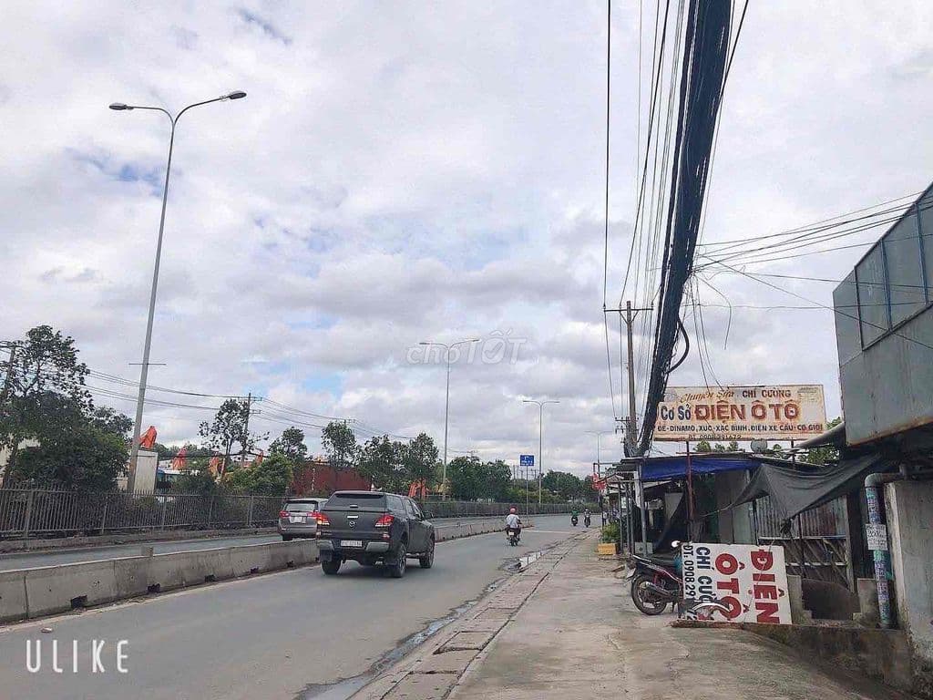 1000m2 ĐẤT MTiền Q.LỘ 1A - đối diện KHU ĐH N.LÂM , cách GA METRO 200m - Ảnh 2