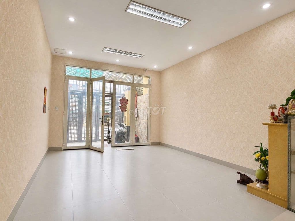 CHỦ NGỘP BÁN NHÀ MTKD SÁT PHAN VĂN HƠN KO LỘ GIỚI GIÁ NHỈNH 12TY - Ảnh 3