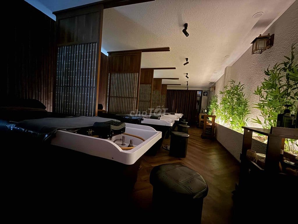 Sang nhượng mặt bằng kinh doanh spa bao gồm cả nhân viên - Ảnh 3