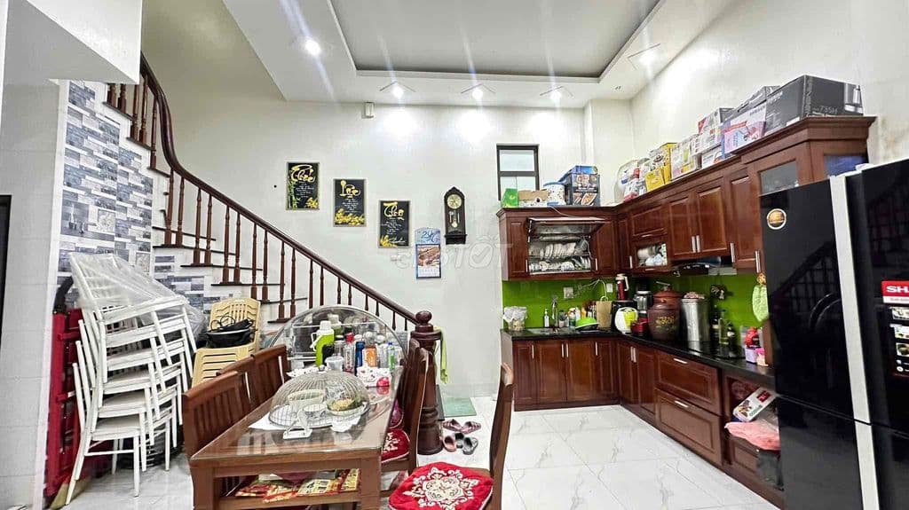 CẦU GIẤY 65m x 5tầng x mt 4.6 - HƠN 19tỷ NGÕ THÔNG - KINH DOANH - ÔTÔ - Ảnh 2