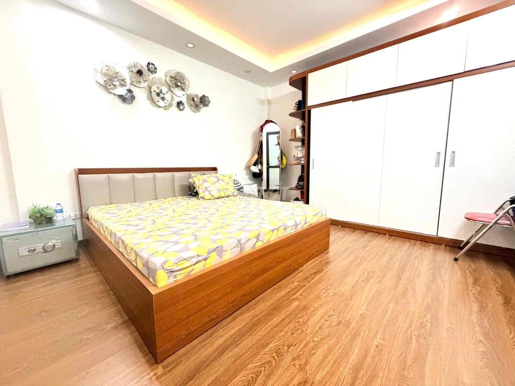 Ngõ 82 hồ Đền Lừ 30m sổ 5 tầng 3 ngủ 4wc 7ty2 còn thương lượng 0396.4 - Ảnh 3