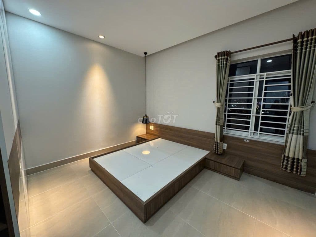 Bán căn hộ Him Lam Nam Khánh Q.8 100m2 SHR tặng lại nội thất