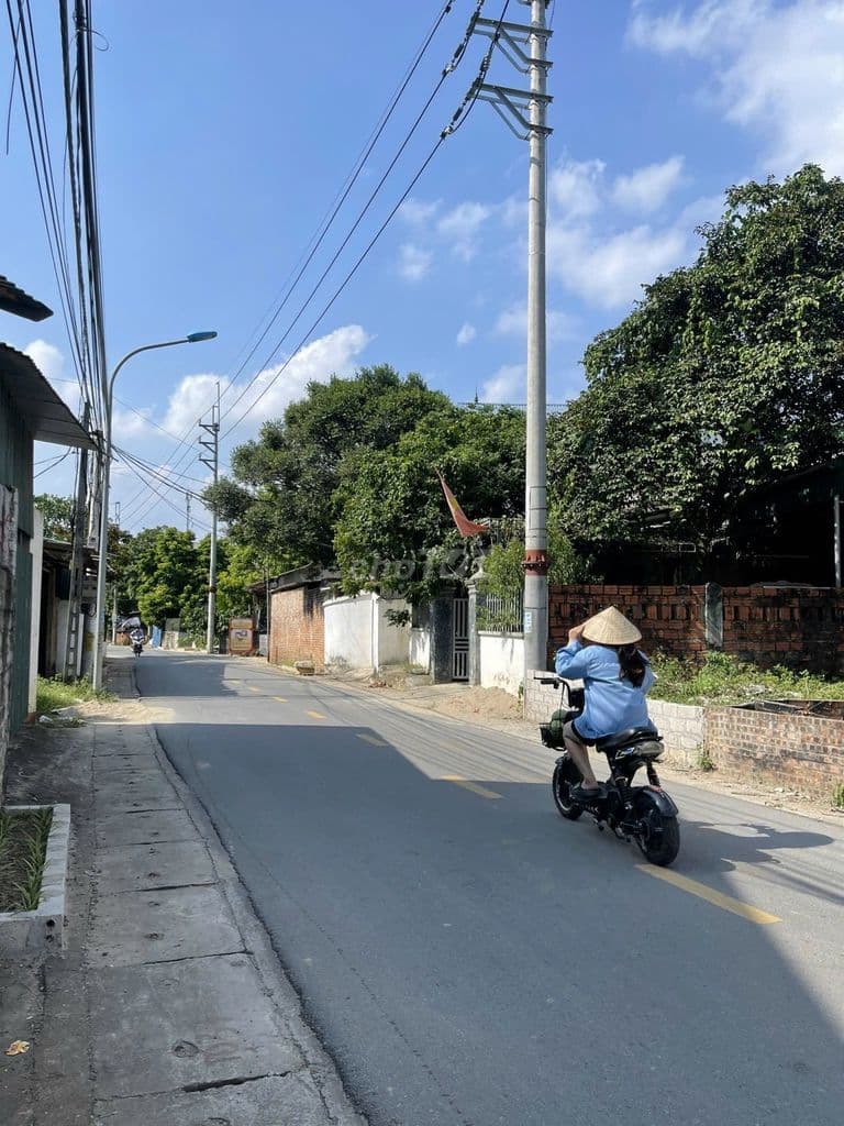 Bán đất Ngã tư Xuân Mai - Chương Mai, 80m mặt tiền 5m, đường ô tô. - Ảnh 2