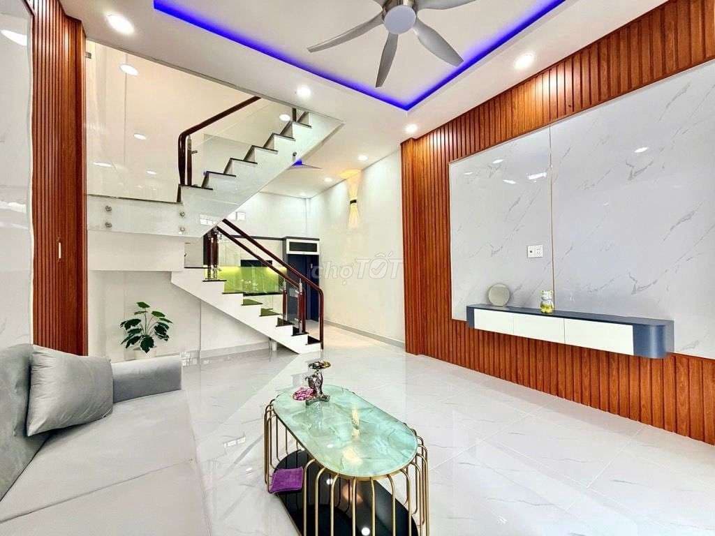 NHÀ MỚI ĐẸP VÀO Ở NGAY LÊ VĂN QUỚI GẦN 4 XÃ GIÁP TÂN PHÚ - Ảnh 2