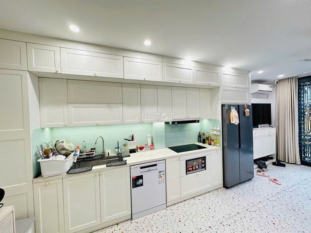 Nhà Cổ Linh Long Biên 40m² 6 tầng full nội thất - Ảnh 2