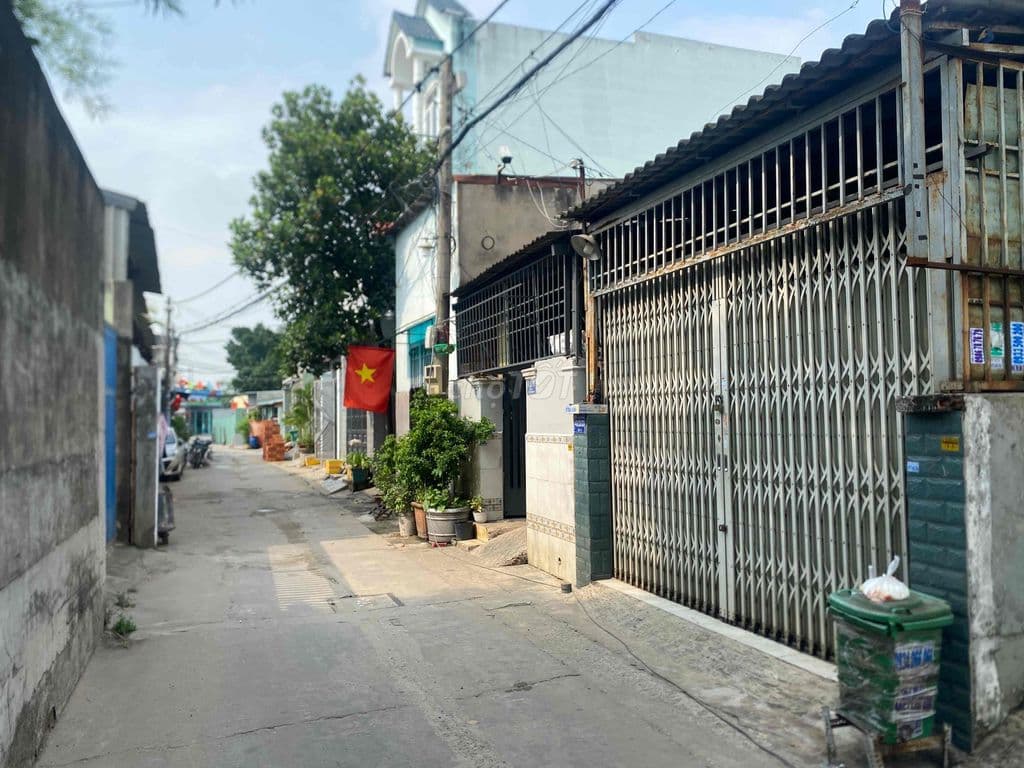 Nhà xưởng 8x20 đường Lê Văn Khương, 6tỷ