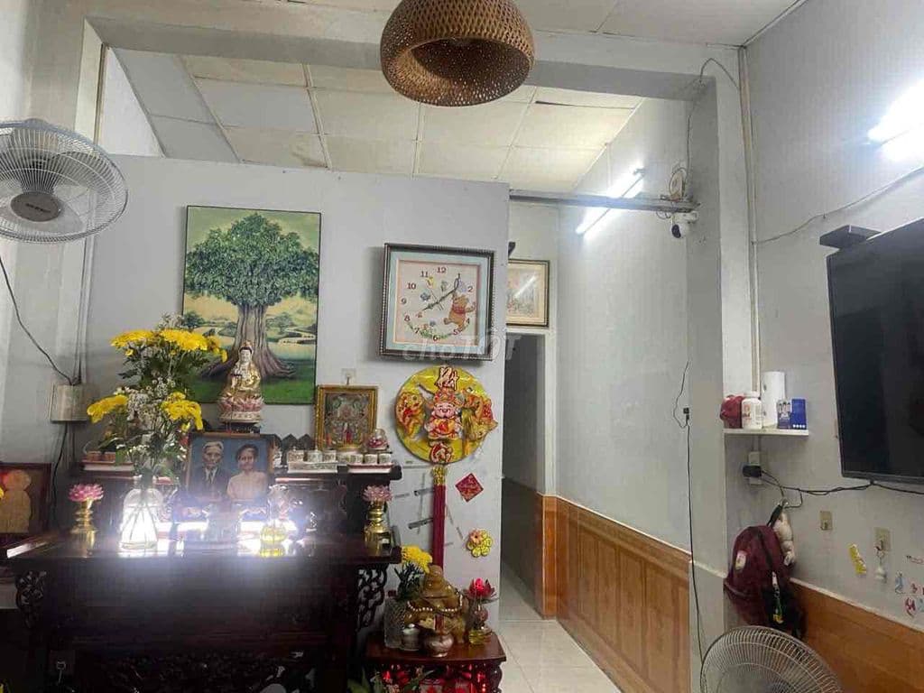 Bán nhà đường 8 Trường thọ hẻm xe tải 43m2 nhà cấp 4 4,3 tỷ