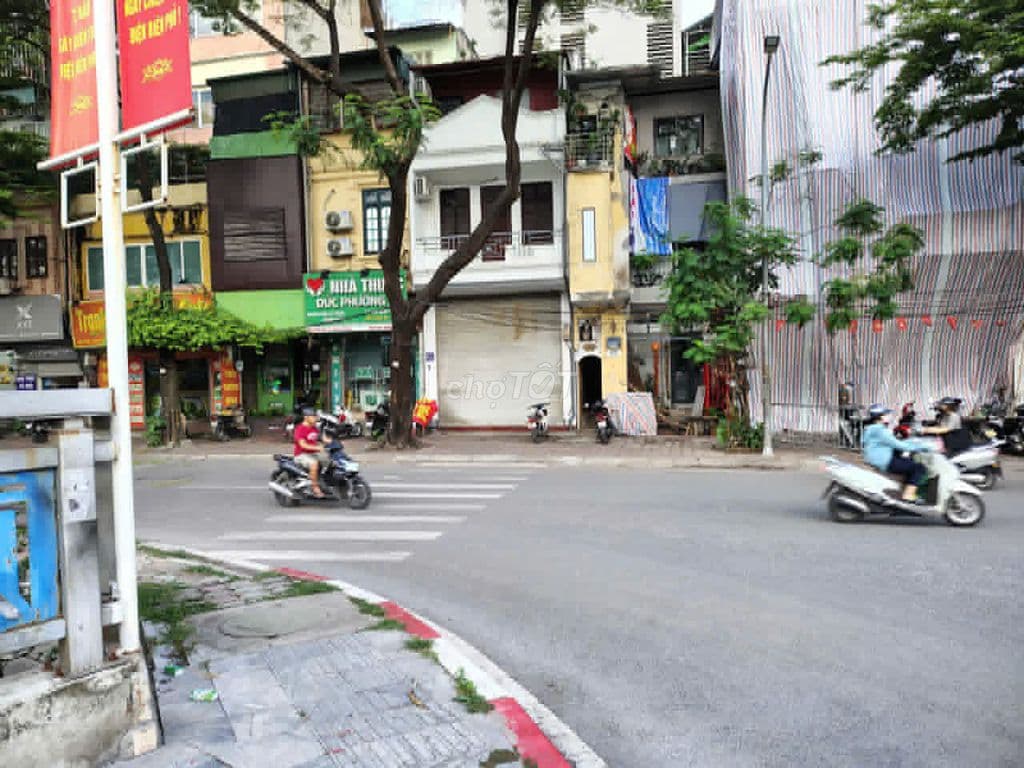 Bán nhà mặt phố Vũ Tông Phan chính chủ - Ảnh 2
