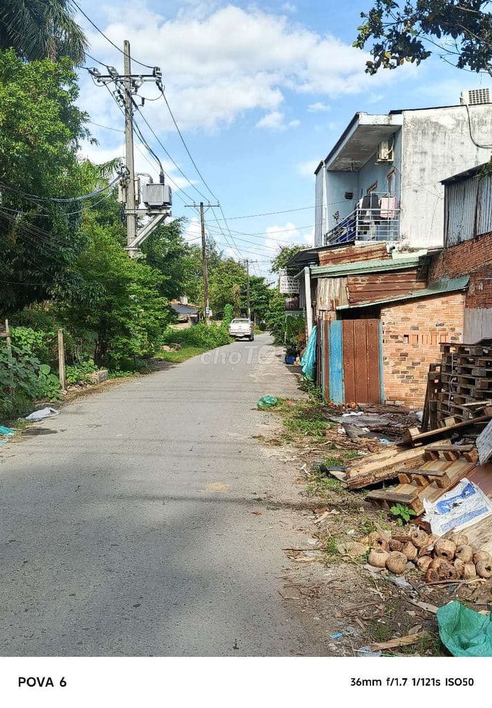 Bán nhà sát hẻm xe hơi 57m đường thanh niên chợ cầu sáng Bình chánh